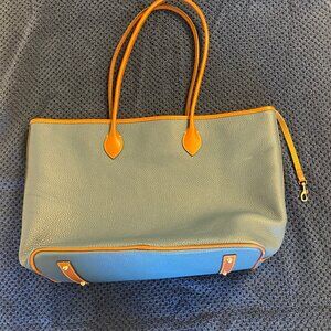 Dooney & Bourke bag